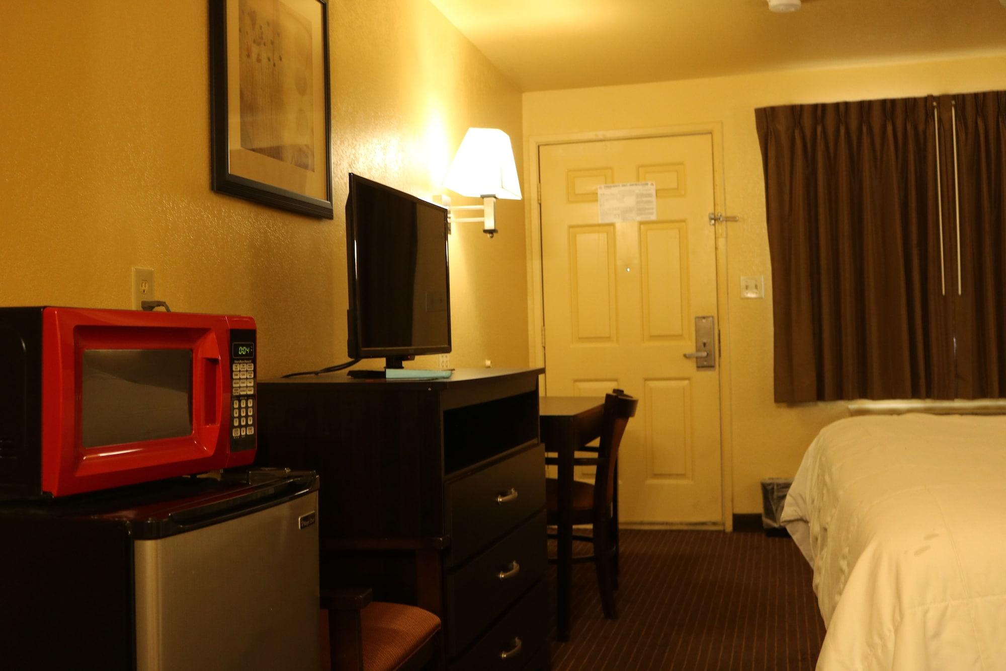 Days Inn By Wyndham Fresno South Exteriör bild